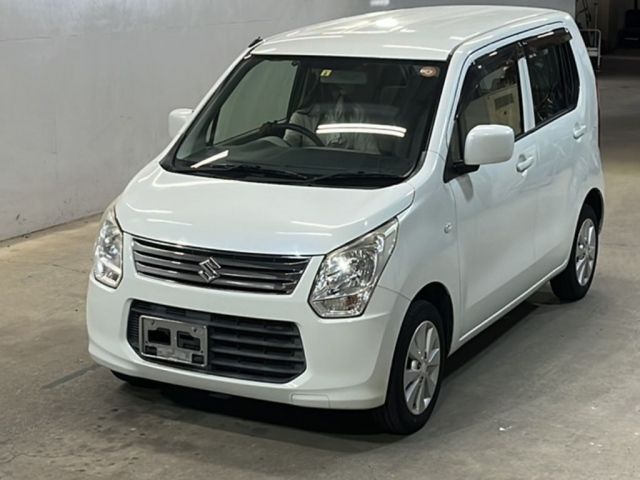 354 Suzuki Wagon r MH34S 2013 г. (KCAA Fukuoka)